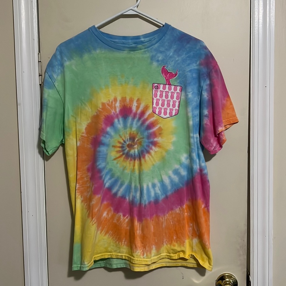 Simply southern tee shirt size: LARGE